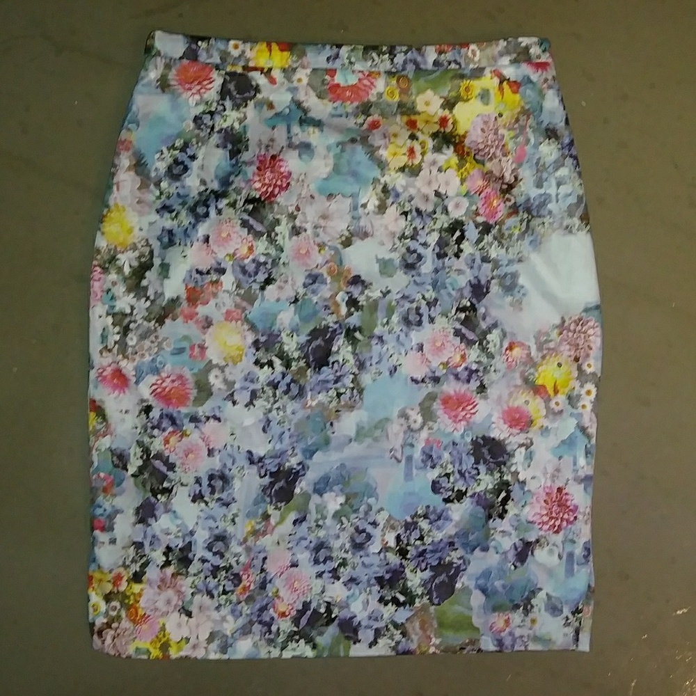 H&M Floral Pencil Skirt